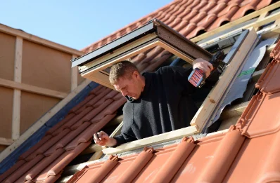 Pose de fenêtres de toit Velux à Choye